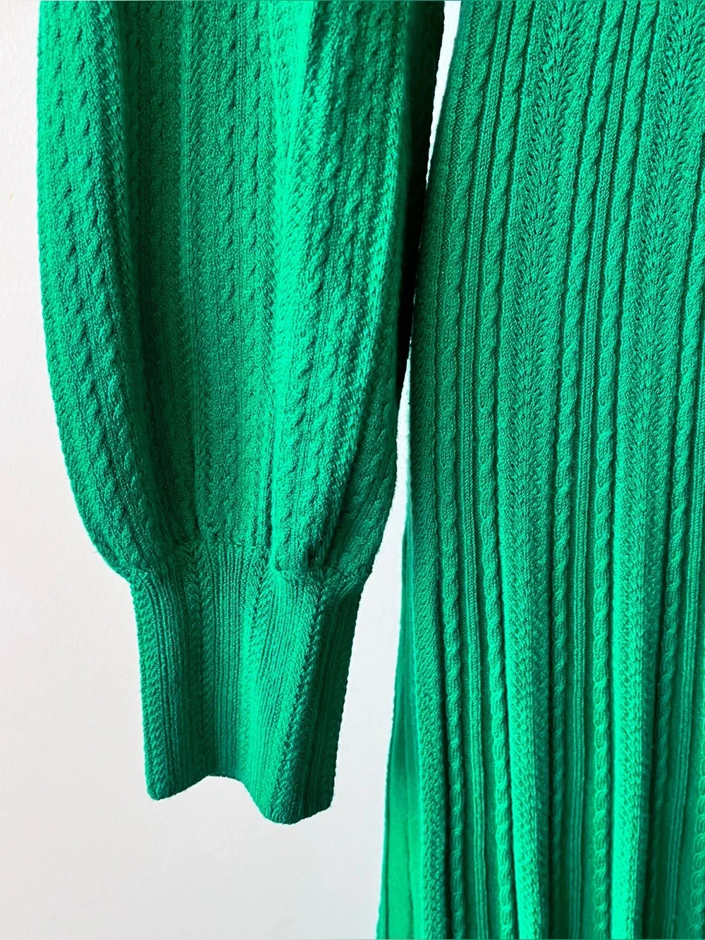 Boden Green V-Neck Twist Knit Midi Dress Size 10 - Picture 8 of 10